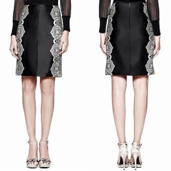Tory Burch Beautiful Black Satin Contrast Lace PrintSkirt 🖤